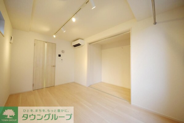 アロハレジデンス西大島DXの物件内観写真